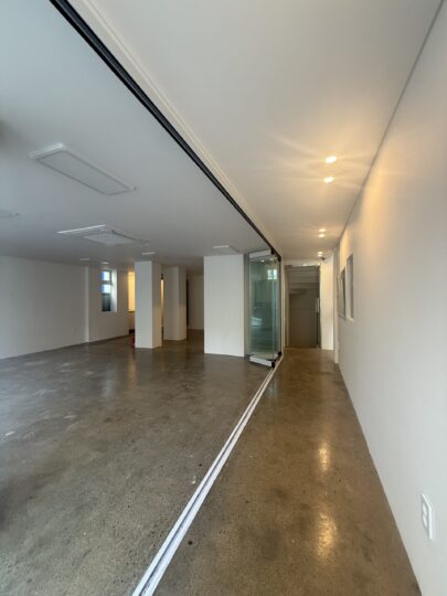 북한남동 – 리모델링된 4층 건물