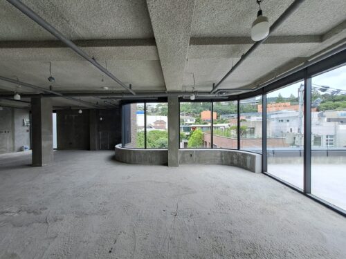 한남동 하이엔드 신축건물 (통임대/부분임대)